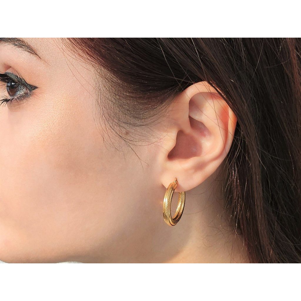 Orecchini a boccole rotondi rifiniti in oro giallo 9 Ct 10mm