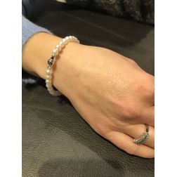 Bracciale Perle Sfera oro bianco foto indossata