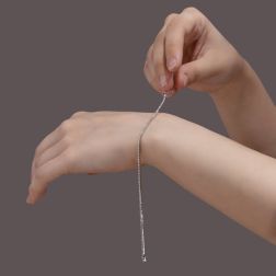 Bracciale Tennis Diamanti Squadrato Small 1,7mm foto indossata