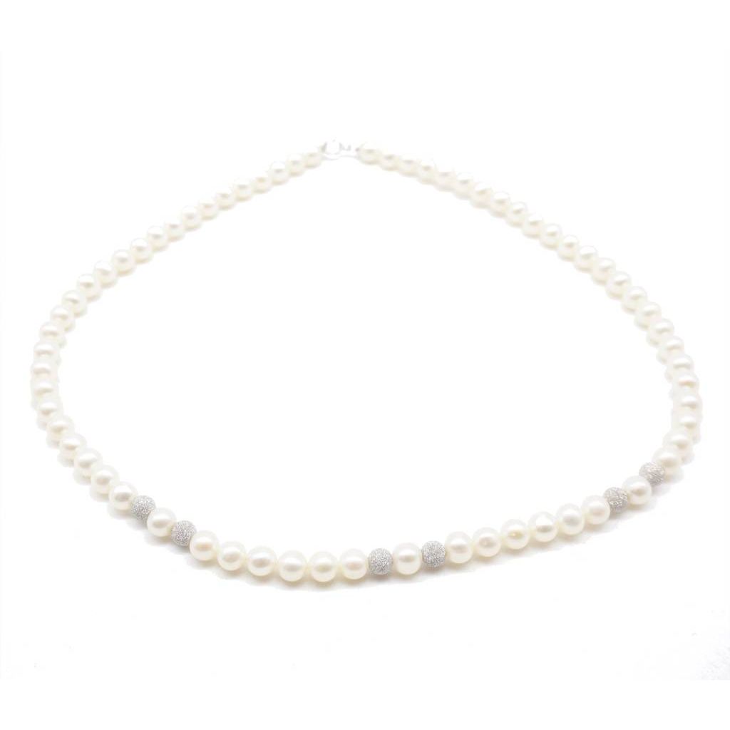 Necklace Pearls 2 x 3 white gold
