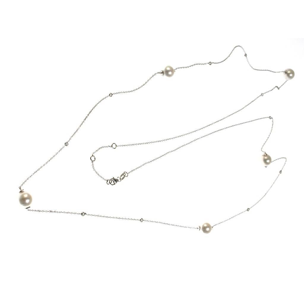 96 cm Long Necklace with Akoya Pearls and Diamonds in White Gold