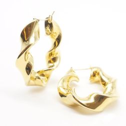 Oval torchon hoops earrings in yellow gold