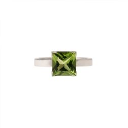 Anello Solitario con Peridoto Oro Bianco