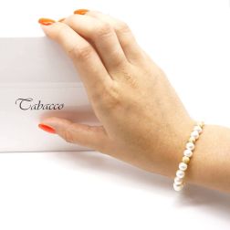 Bracciale Perle Targa 3 Oro Giallo indossato