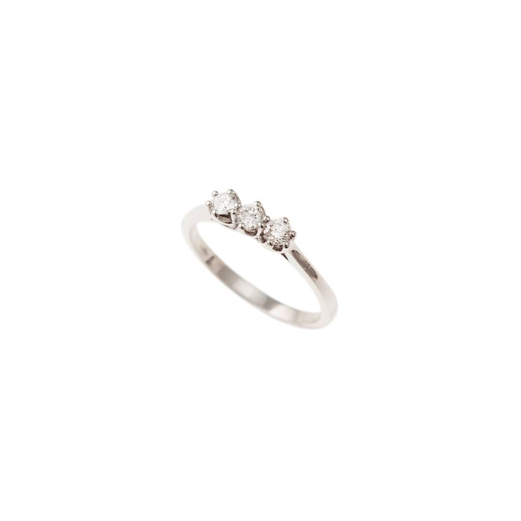 Anello Trilogy Crociera 0,30ct Anello Trilogy Crociera 0,30ct