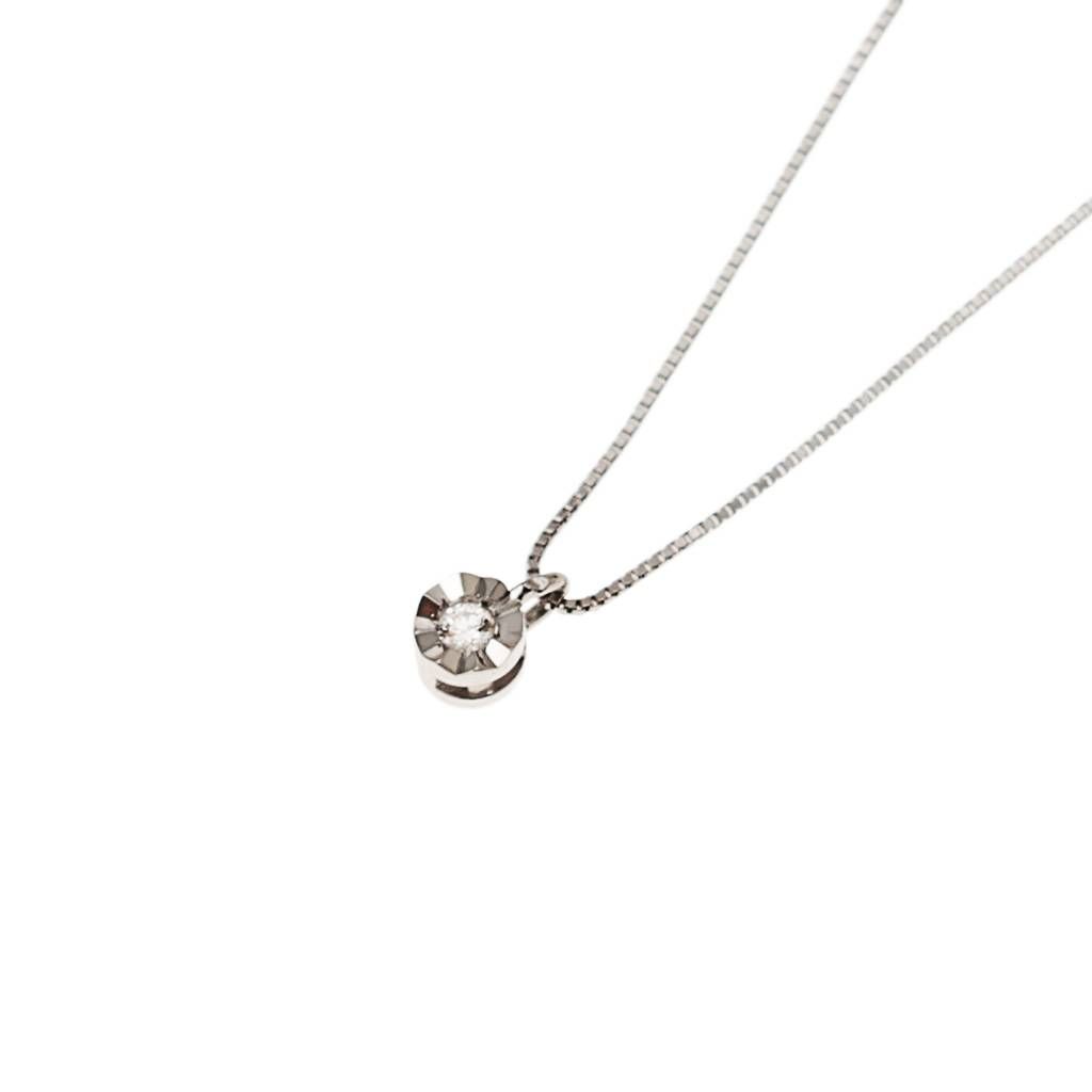Necklace with Faceted circle charm 0,016 ct