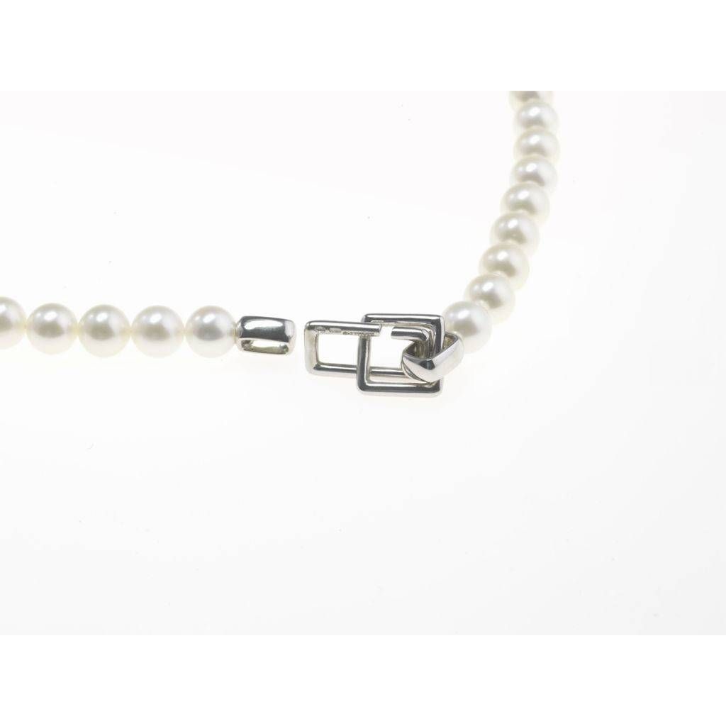Akoya Pearls Geometric Clasp Necklace in White Gold