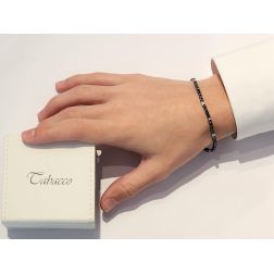 photo of worn DOT Tennis Bracelet x 2.90mm