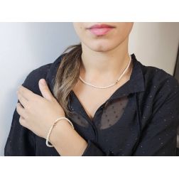 Collana di Perle Fresh Water chiusura in Diamanti e Oro Rosa foto indossata