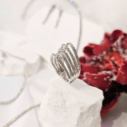 Anello Design 5 archi con 105 Diamanti in Oro Bianco