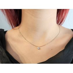 Photo of worn Necklace Sparkle 0.19ct GIA certificate G, VS2