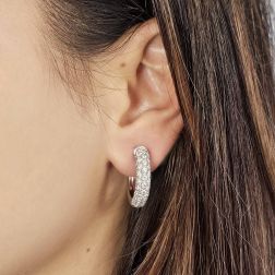 Foto Indossata Boccola in Oro Bianco con 108 Diamanti foto indossata