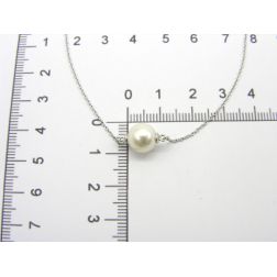 Teardrop Necklace with 8-9mm Akoya Pearl - white gold
