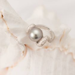 Anello Design Onda con Perla Tahiti e Pavé di Diamanti - Misura 12