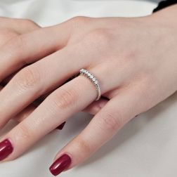 Photo of worn 7 Diamonds White Gold Ring - 2.70mm