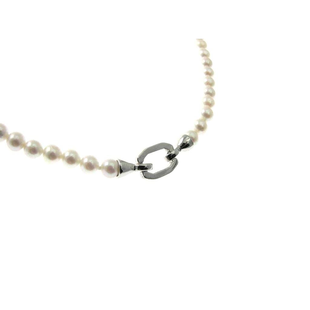 Collana Perle Akoya 4.5mm chiusura Ottagonale in Oro Bianco
