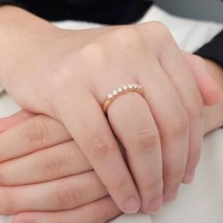 Photo of worn Veretta Suspended 7 Diamonds Rose Gold - Width 2.8mm