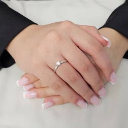 Solitario Band in Platino Diamante 0.29ct GIA foto indossata