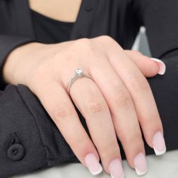 Photo of worn Solitaire Band in Platinum Diamond 0.47ct GIA