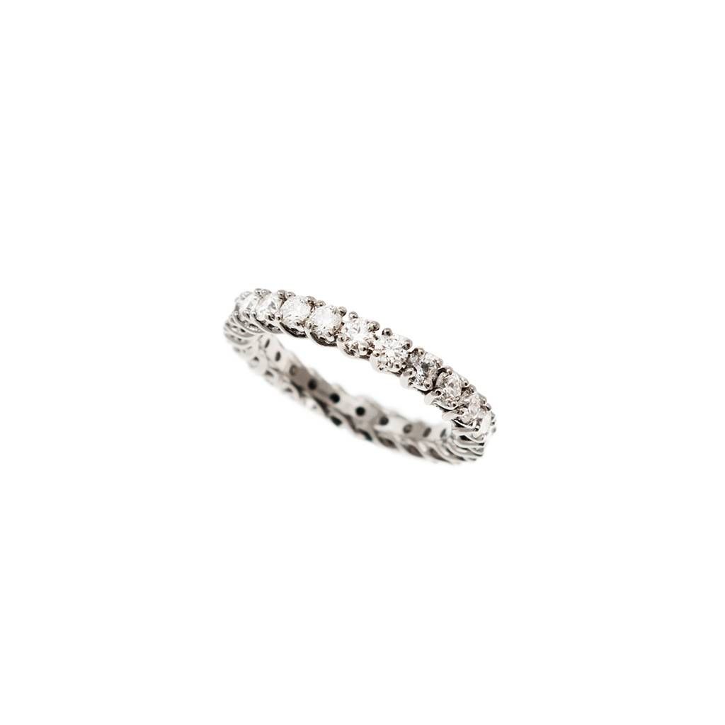 Anello Veretta Eternity in Platino e 24 Diamanti