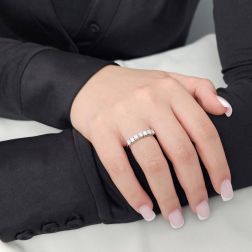 Photo of worn 7 Diamonds Ring - Width 3.6mm - White Gold