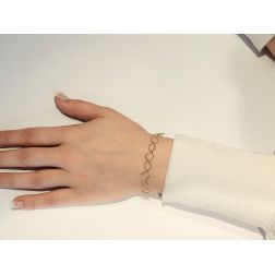 Photo of worn 18.50cm Chain Bracelet with Rhombus  in 18kts yellow gold