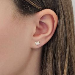 Orecchini bimba Orsetta smaltata in Oro Giallo foto indossata