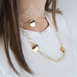 Collana Laccio 93cm catena a Cerchi con piastre Lucide e Satinate foto indossata