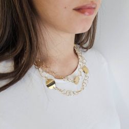 Collana Laccio 93cm catena a Cerchi con piastre Lucide e Satinate foto indossata