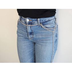 Photo of worn 111cm Double Rolo Chain with Tufts in White Gold