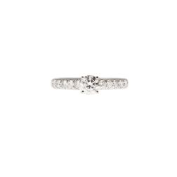 Solitario "Bridge" Diamante GIA da 0.53ct Contorno Griffato Platino