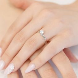 Photo of worn of Solitaire "Love Panarea" GIA Diamond 0.54ct Platinum