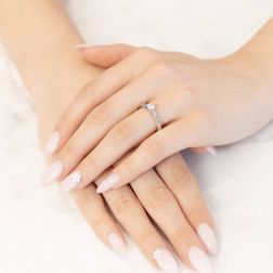 Solitario "Blossom" Diamante GIA da 0.30ct Platino foto indossata