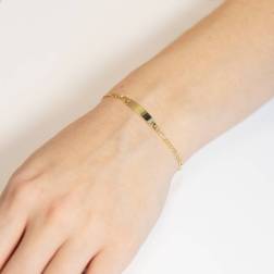 Bracciale Baby 3+1 Tigre Squadrata con targa in Oro Giallo foto indossata