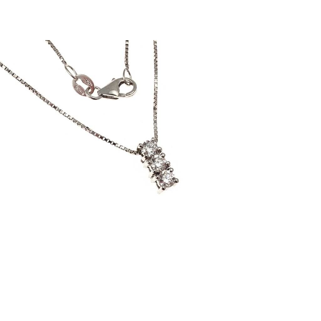 Trilogy Necklace 0.30ct