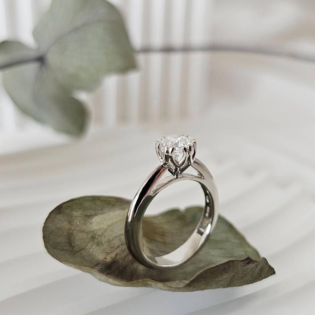 Solitaire "Blossom" 1.00ct GIA Diamond Platinum