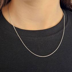 Collana Spiga tonda sfaccettata 45cm x 1.10mm - Platino indossata