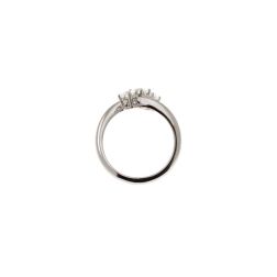 Anello Trilogy Obliquo da 0,82ct Diamanti Certificati GIA - Platino
