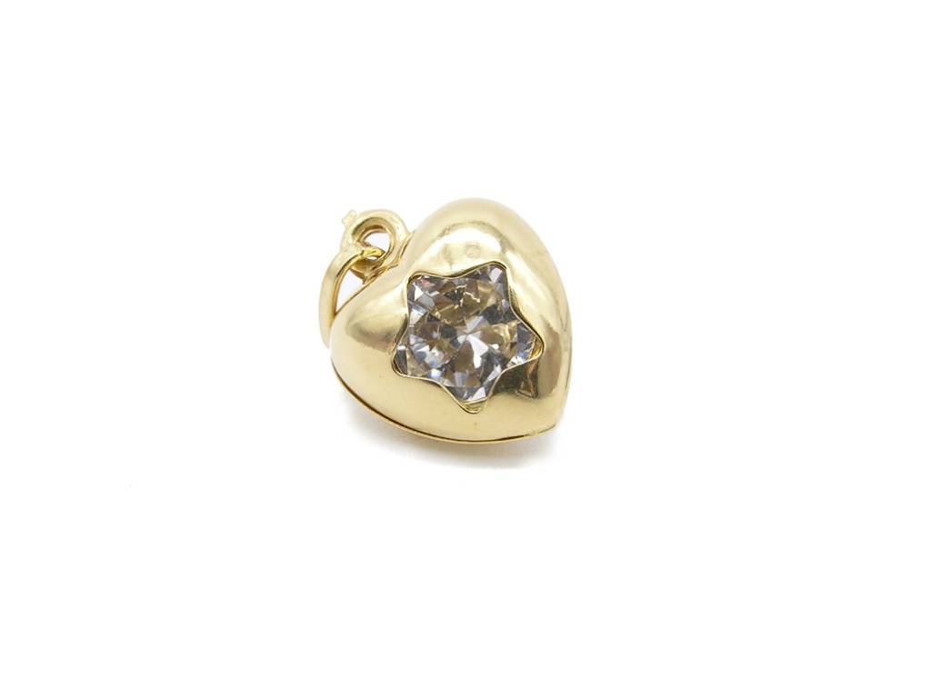 Yellow gold heart pendant with zircon star