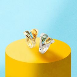 "Mid-Summer Dream" Design Ring with yellow and blue Topaz and Diamonds in 18kt white gold