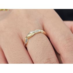 Photo of worn Braided ring in yellow gold and white gold