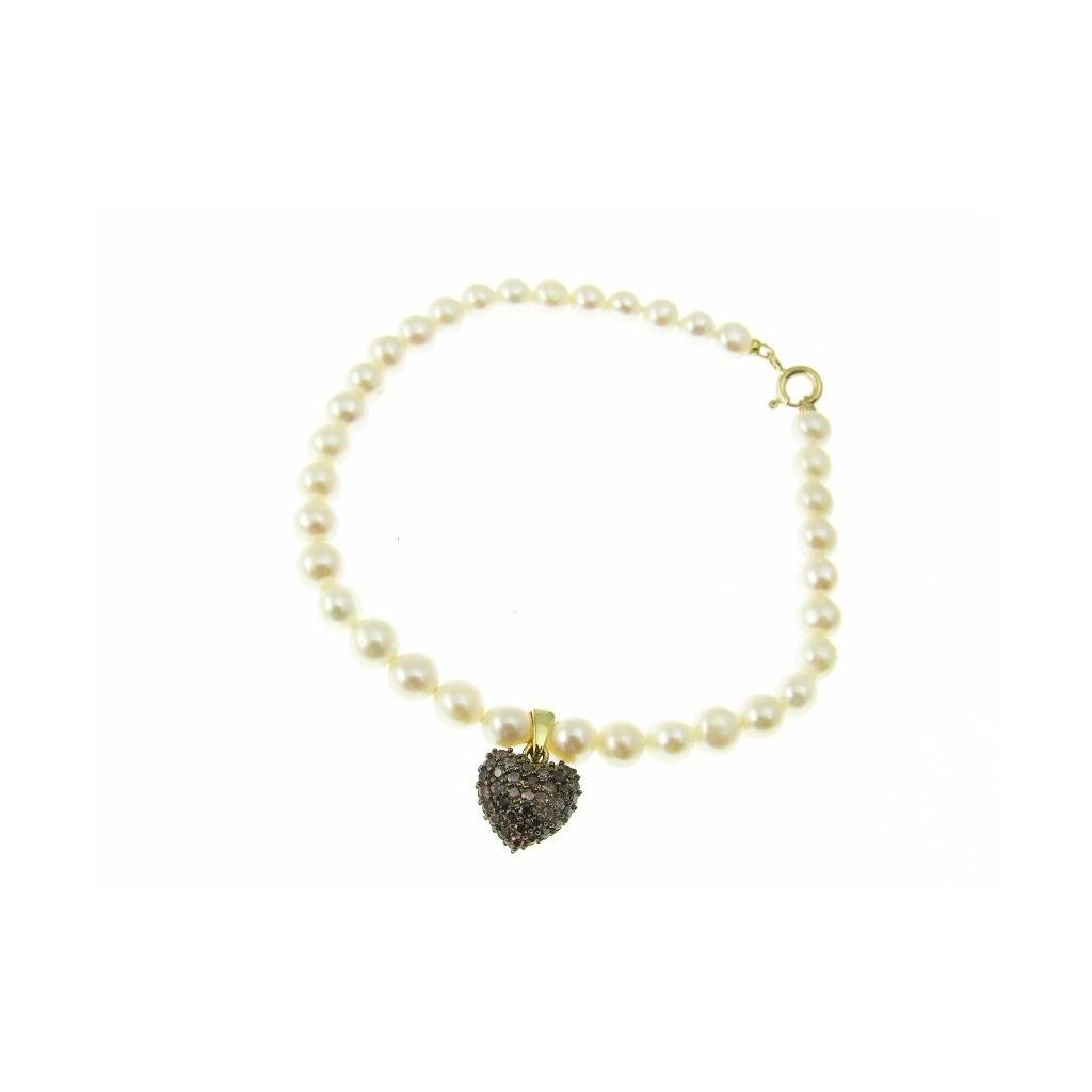 Pearl bracelet with heart pendant brown