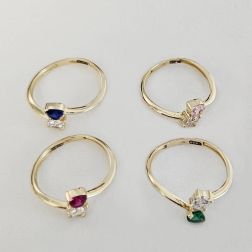 Contrariè ring with 2 zircons, coloured heart, in yellow gold