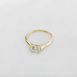 Anello Solitario Ovale con zircone, in Oro Giallo