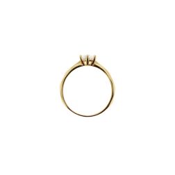 Anello Solitario Sfaccettato con Zircone in Oro Giallo