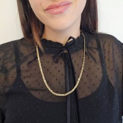 Photo of worn 3+1 tiger necklace 59cm x 4.60mm - Solid structure