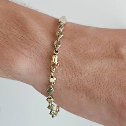 Bracciale D&R in Oro bianco e giallo foto indossata