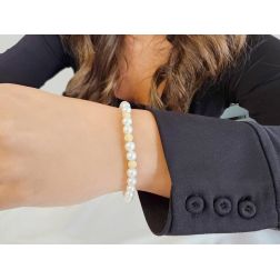 Bracciale Perle Targa 3 Oro Giallo indossato