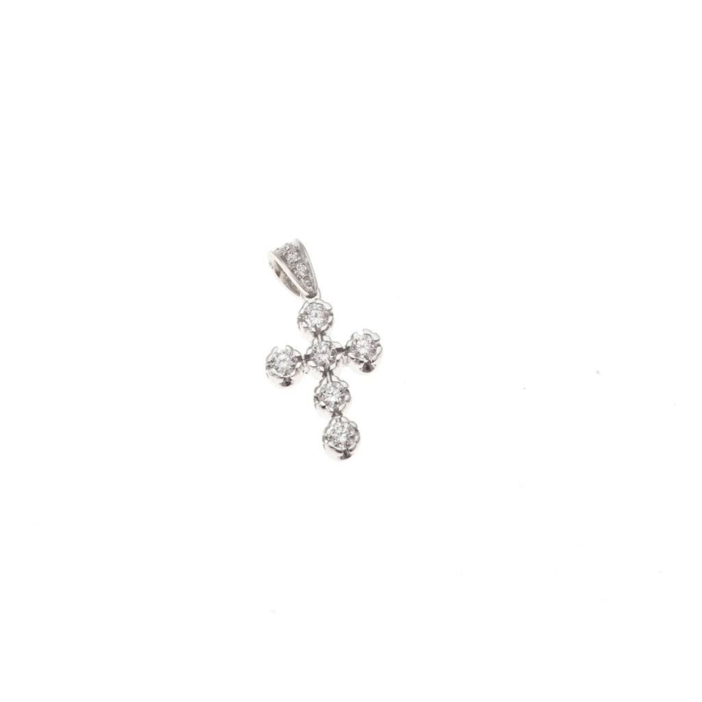 Cross pendant with 6 diamonds