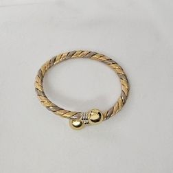 Rigid bracelet spiral with 2 spheres in yellow, white and rose gold